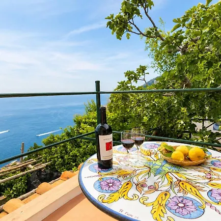 Fiore D'amalfi Terrace With Sea View And Garden Lägenhet
