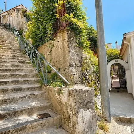Fiore D'amalfi Terrace With Sea View And Garden Apartment *